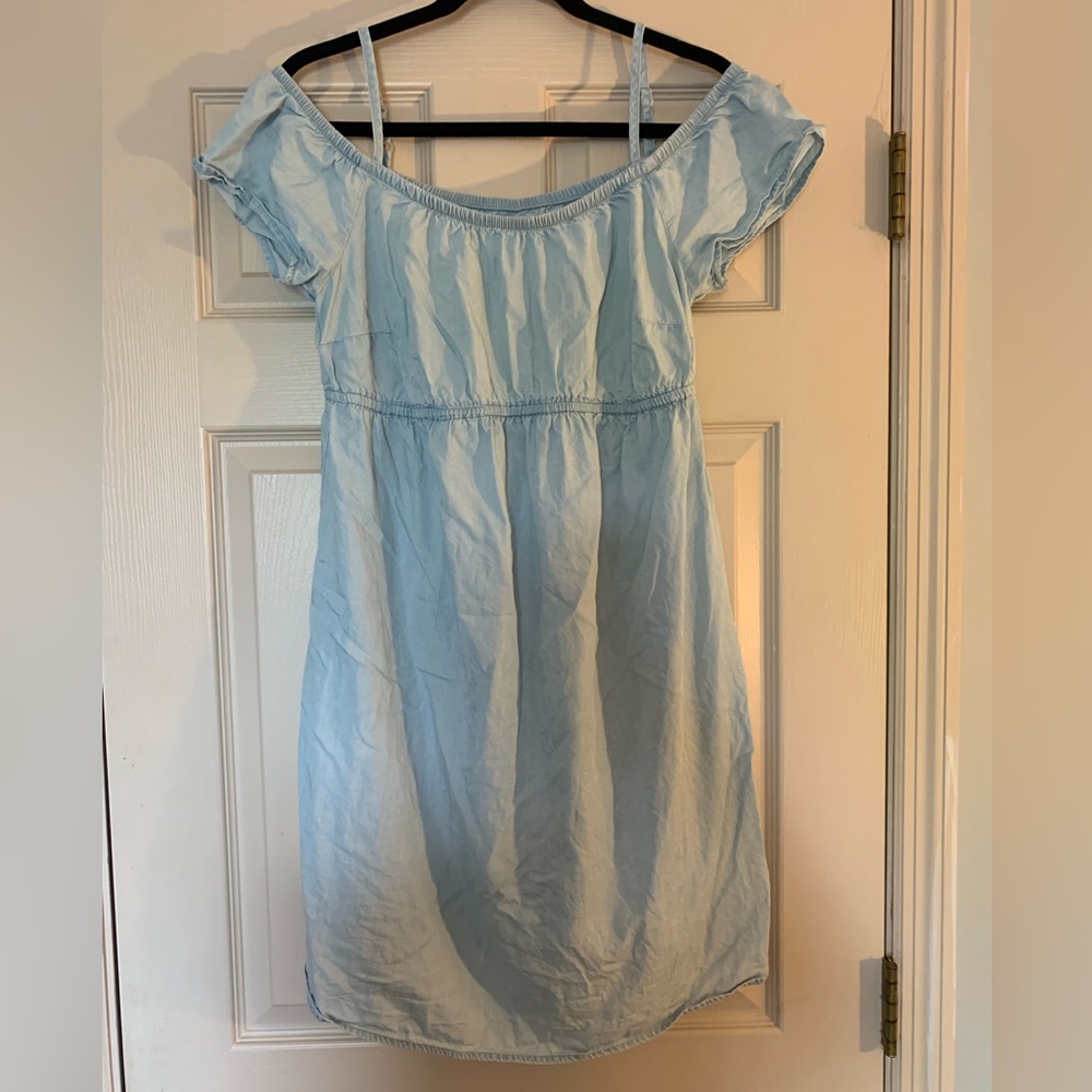 Old Navy Blue Chambray Maternity Dress EUC Medium